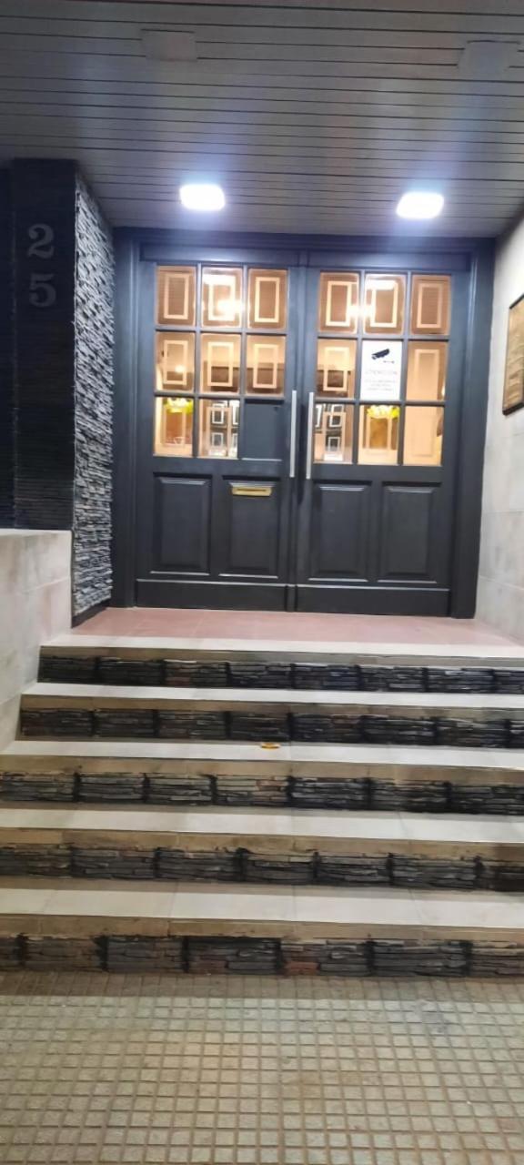 Mendoza 3 Dormitorios Con Balcones Y Alem Chic Monoambiente Y Mendoza Estudio Para 1 3 Apartamentos エクステリア 写真